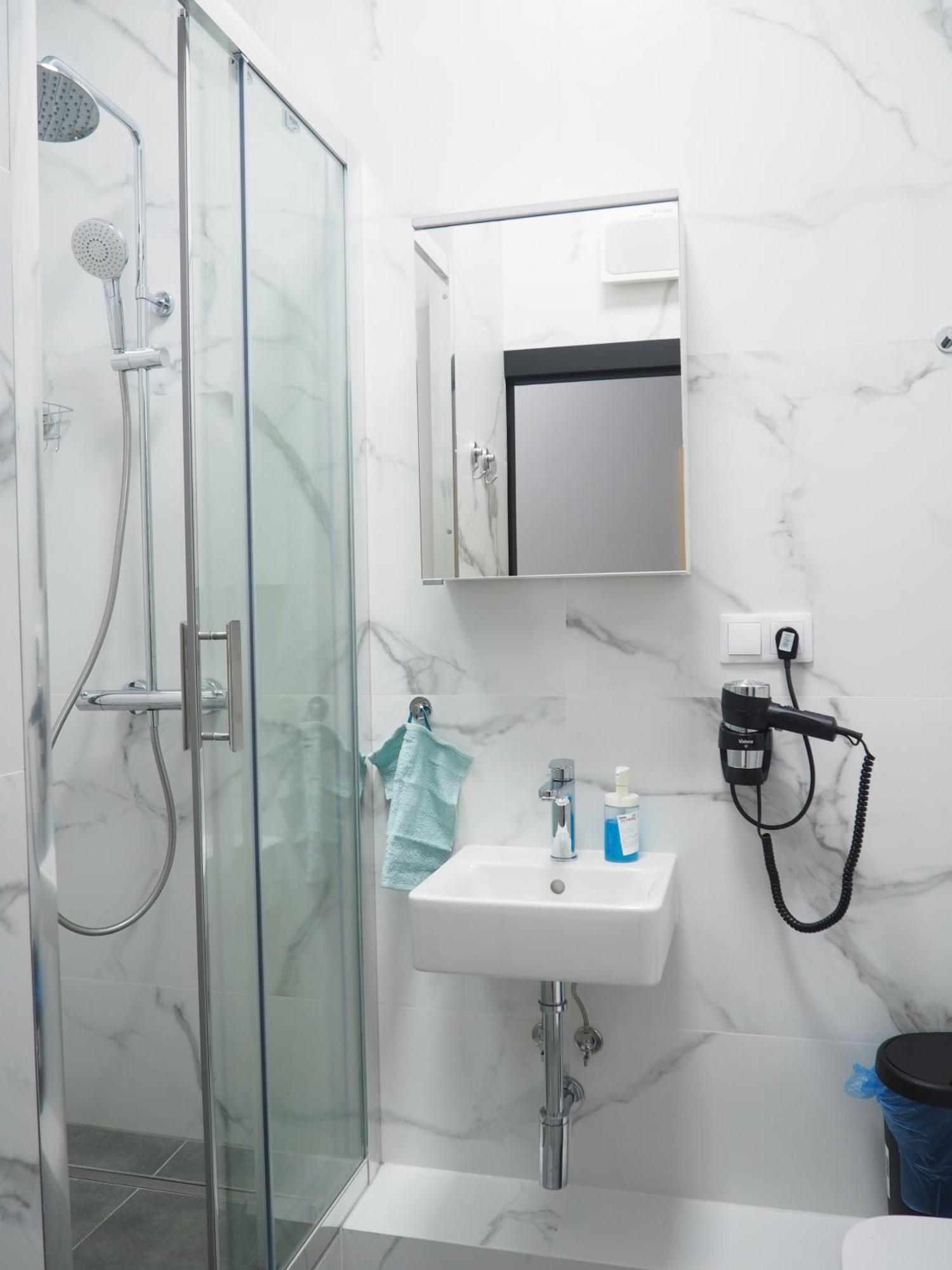 Sleep & Go A13 Apartment Varşovia Exterior foto